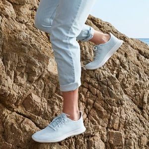 NWOT All birds tree runners 10